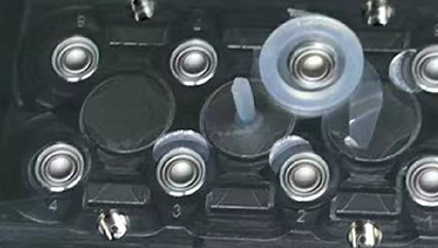 LSR模具.jpg
